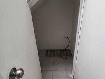 LQUILER: LINDO Y AMPLIO DEPARTAMENTO DE 1 DORM. Y 1er.PISO SAN BORJA...