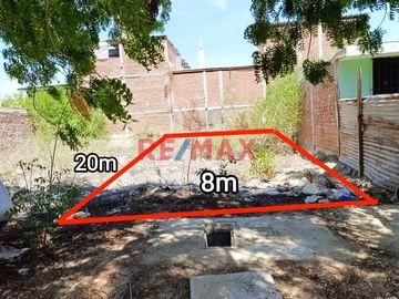 Venta De Terreno En Urb.Educadores 160M2 ID:1140103