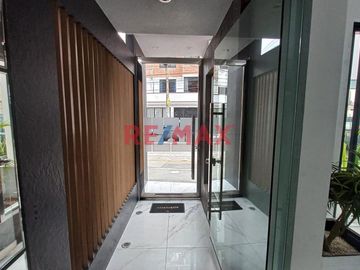 Se Alquila Minidepartamento en Surquillo