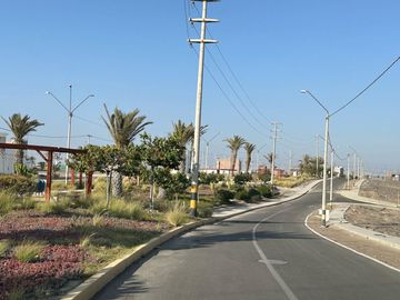 TERRENO EN CONDOMINIO SOL DE PARACAS