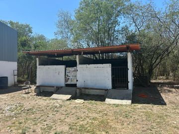 RANCHO QUINTA EN CADEREYTA