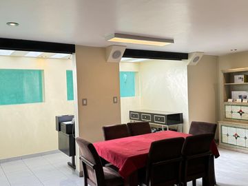 HERMOSA CASA, MODERNA, INTELIGENTE VENDO A PRECIO DE OCASION