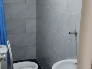 Venta de casa de 3 niveles con piscina en Melgar – Barrio Sicomoro
