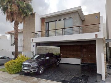 CASA, EN RECUPERACIÓN BANCARIA, LAGO YALAHAN, CUMBRES DEL LAGO, QUERÉTARO, qRO.MM*