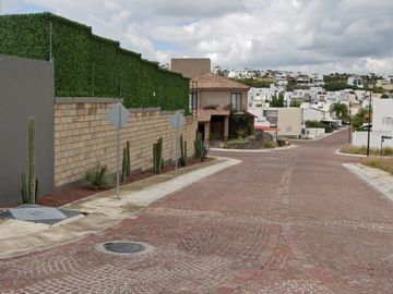 CASA, EN RECUPERACIÓN BANCARIA, LAGO YALAHAN, CUMBRES DEL LAGO, QUERÉTARO, qRO.MM*