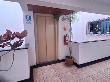 VENTA DPTO. DUPLEX – JR. TOMASAL URB. HUERTOS DE SAN ANTONIO - SURCO