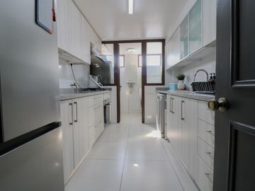 se vende Departamento 3 habitaciones , vasco de gama - las condes