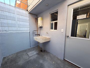 Casa de 2 Habitaciones en Venta Ubicada en la Privada Loas Héroes