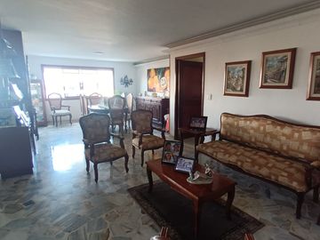 Venta apartamento en cristales oeste de Cali