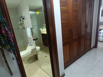 Venta apartamento en cristales oeste de Cali