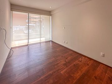 Venta de Casa condominio en la del Valle con roof y terraza privado