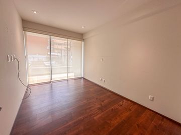 Venta de Casa condominio en la del Valle con roof y terraza privado