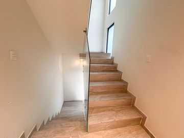 Venta de Casa condominio en la del Valle con roof y terraza privado