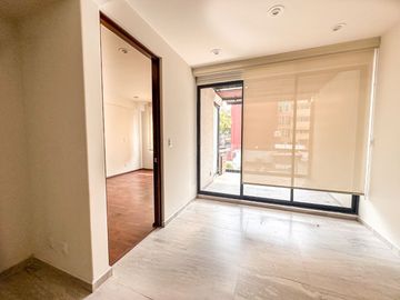 Venta de Casa condominio en la del Valle con roof y terraza privado