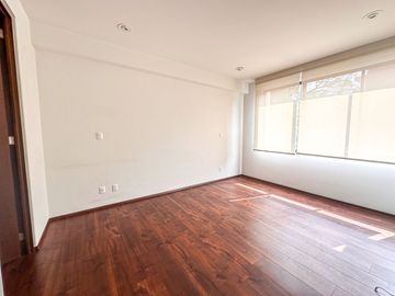 Venta de Casa condominio en la del Valle con roof y terraza privado