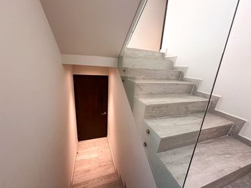 Venta de Casa condominio en la del Valle con roof y terraza privado