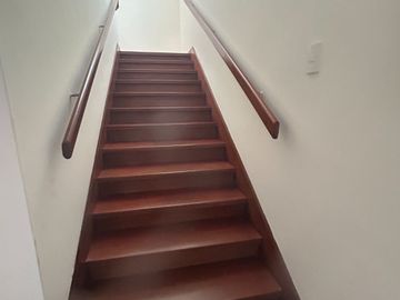 SAN ISIDRO HERMOSA CASA CON JARDIN