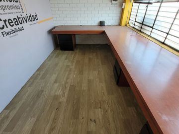ALQUILO OFICINA EN PISO 2 – SAN LUIS AV. ROSA TORO  - ZONA COMERCIAL