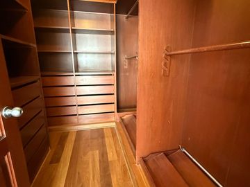 CHACARILLA SAN BORJA BELLO DUPLEX REMATO