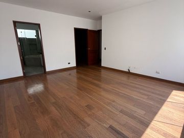 CHACARILLA SAN BORJA BELLO DUPLEX REMATO