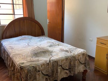 Vendo amplio departamento cerca universidad UTP $ 135,000 negociable