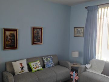 Vendo linda casa urb. privada de cerro colorado, cerca city center $ 365,000 negociable