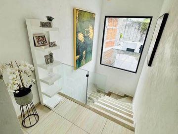 CASA EN LA 3 DE MAYO, EMILIANO ZAPATA