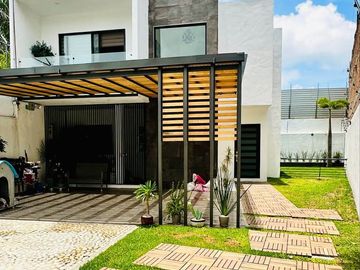 CASA EN LA 3 DE MAYO, EMILIANO ZAPATA