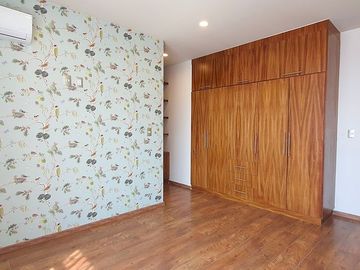 250.69 m² de terreno | 357 m² de construcción | 3 recámaras | 3.5 baños | Vista espectacular