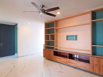 250.69 m² de terreno | 357 m² de construcción | 3 recámaras | 3.5 baños | Vista espectacular
