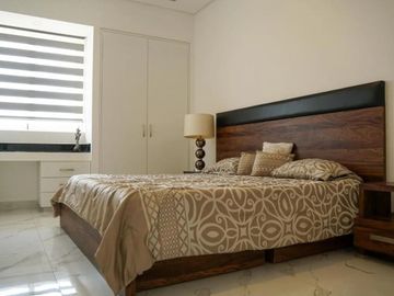 Penthouse Amueblado Piso 11 en Renta Real View Towers