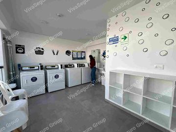 Venta departamento de estreno San Miguel, excelente ubicación
