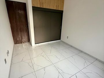 Casa en Venta con alberca cuatro recamaras jardín privado en Jiutepec Morelos