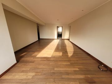 EXCELENTE DEPARTAMENTO DE 2 DORMITORIOS EN BARRANCO –  EDIFICIO SCORPIO –