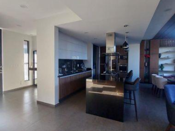Hermosa Casa en Venta en Paraje Casas de Autor en Tlajomulco, Diseño Exclusivo