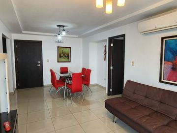 ¡Alquilo Departamento Totalmente Amoblado Planta Baja Con Terraza Privada!