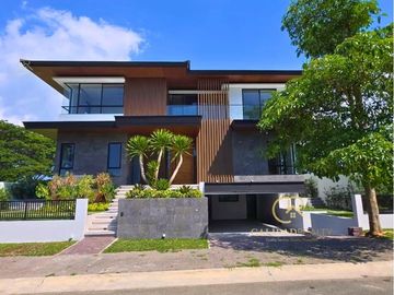 Soliento Nuvali 5BR House and Lot For Sale Semi Furnished Calamba, Laguna