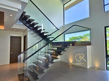 Soliento Nuvali 5BR House and Lot For Sale Semi Furnished Calamba, Laguna