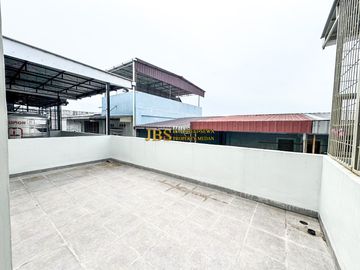 Jual Villa Siap Huni di Komplek Katamso Palace Jl. Perbatasan Medan