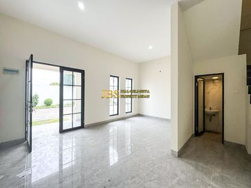Jual Villa Siap Huni di Komplek Katamso Palace Jl. Perbatasan Medan