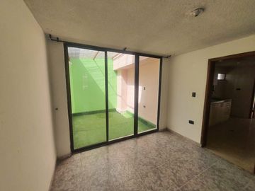 ARRIENDO