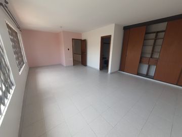 ARRIENDO