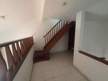 ARRIENDO