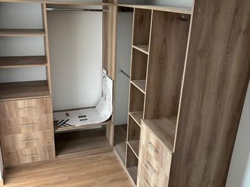 VENDO LINDO DUPLEX DE ESTRENO EN CALLE TRANQUILA EN SURCO ACABADO DE PRIMERA