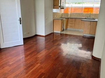 Ocasión Dpto 1 dormitorio,1 cochera en Surco