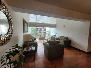 VENDO DEPARTAMENTO EN MIRAFLORES –  URBANIZACIÓN LA AURORA – AV. VILLARAN