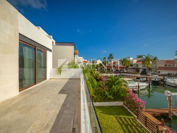 Casa amueblada en venta, Isla Dorada, Zona Hotelera Cancún