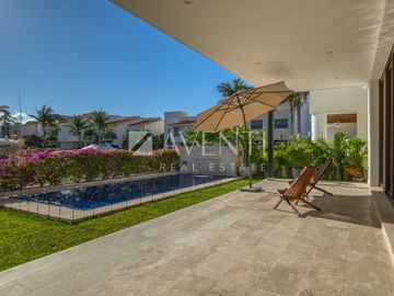 Casa amueblada en venta, Isla Dorada, Zona Hotelera Cancún