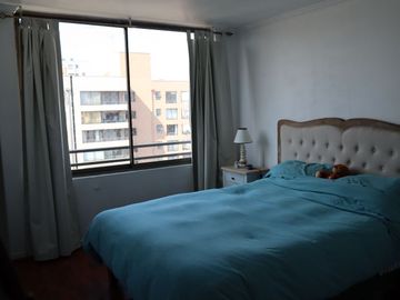 METRO SANTA ANA VENDO DEPTO 2 DORM 2 BAÑOS