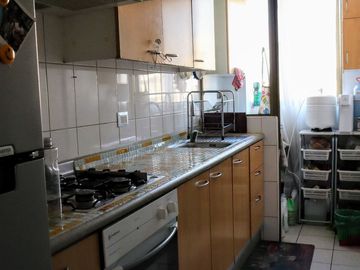 METRO SANTA ANA VENDO DEPTO 2 DORM 2 BAÑOS